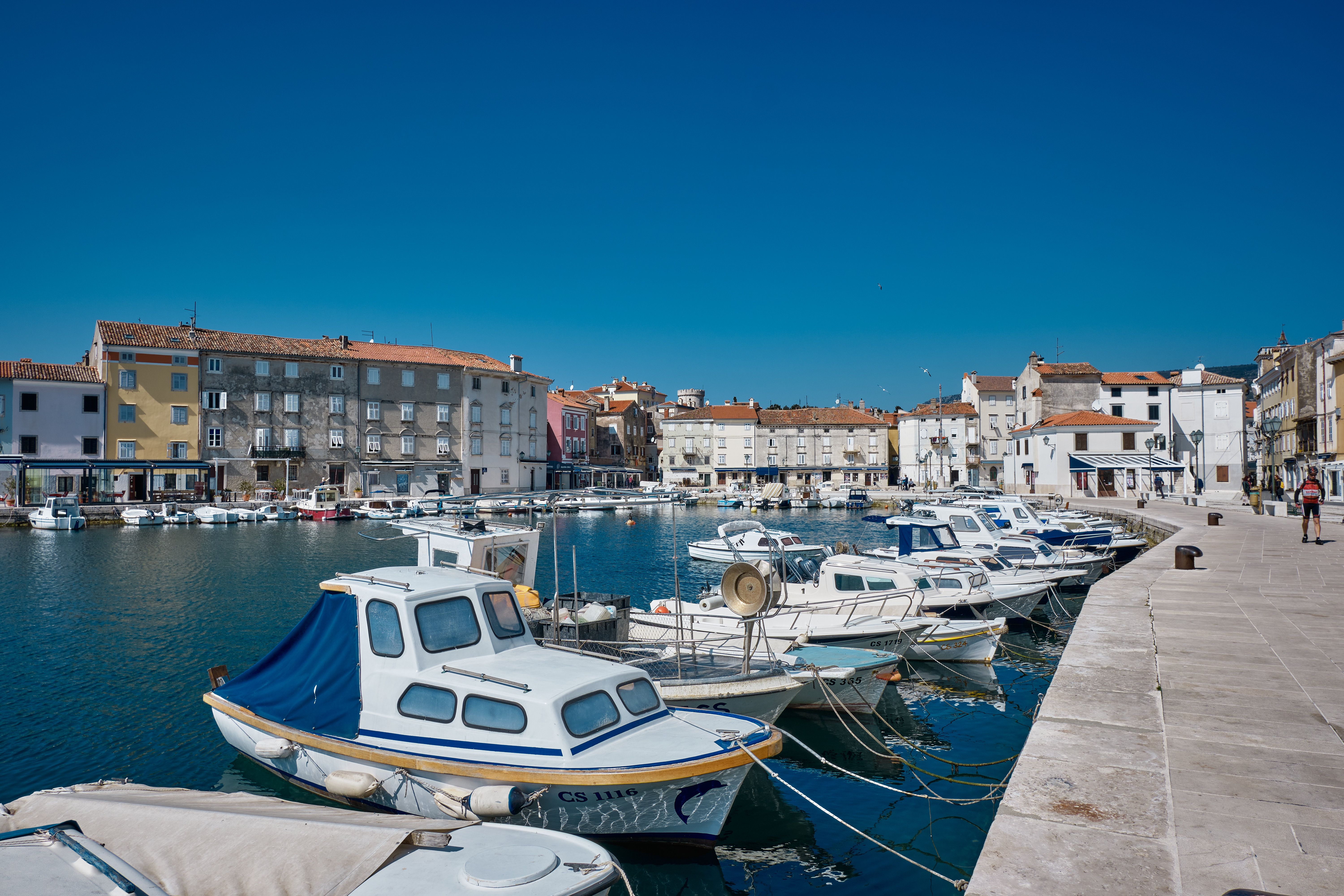 Cres